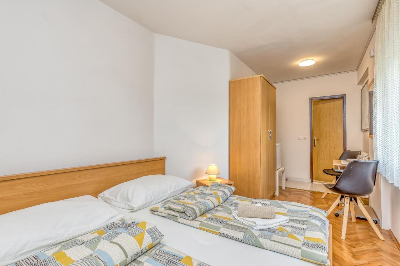 Matea Rooms Funtana Εξωτερικό φωτογραφία
